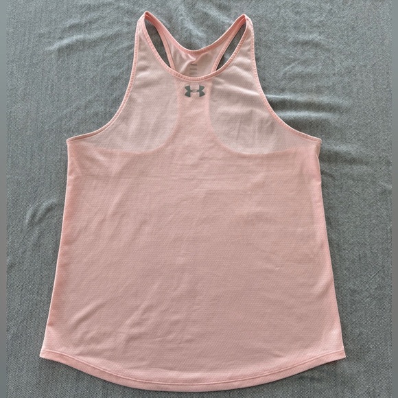 Under Armour Tops - Under Armor women’s peach high neck singlet size medium